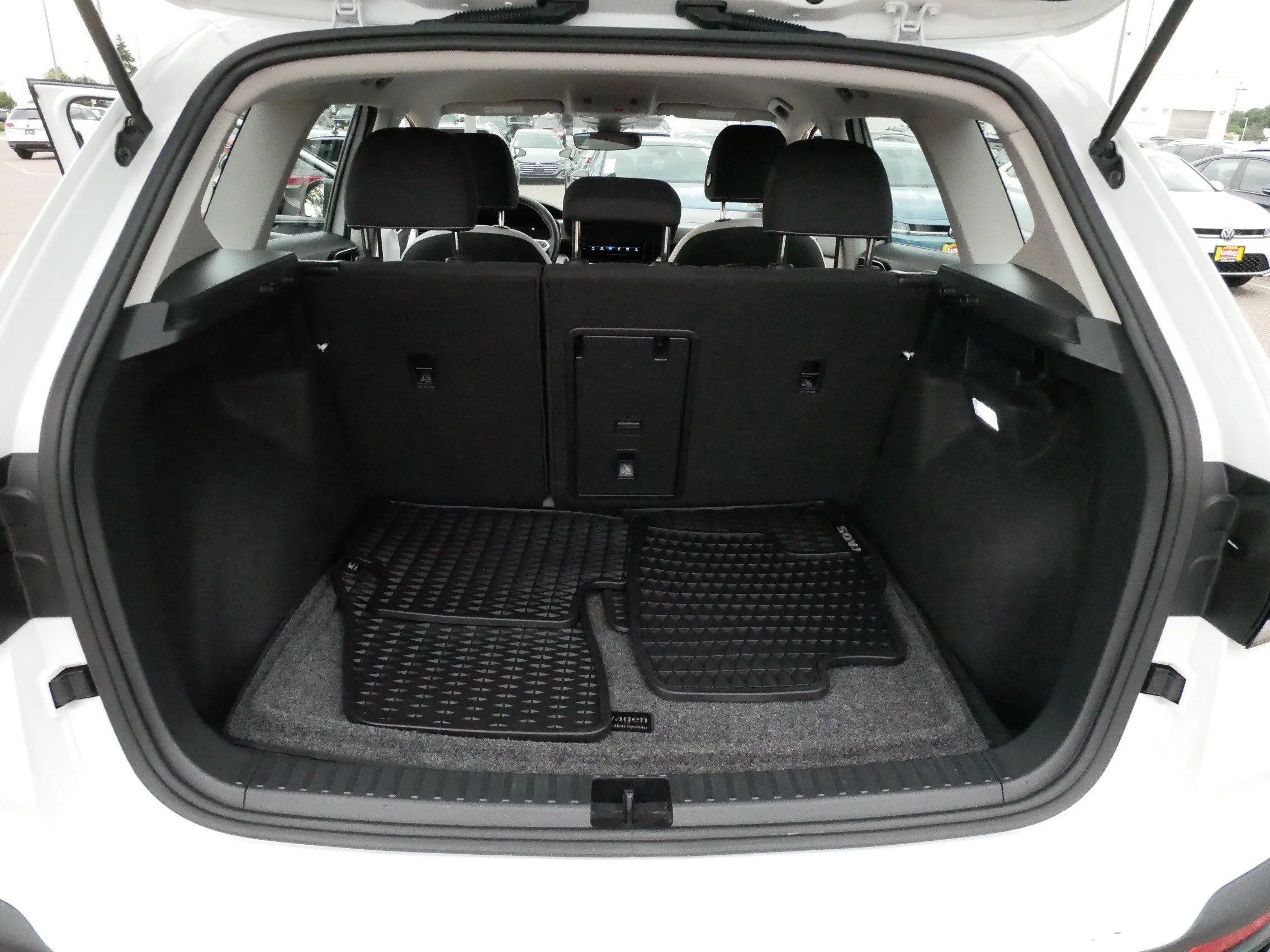 Used 2025 Pure White Volkswagen S image 18