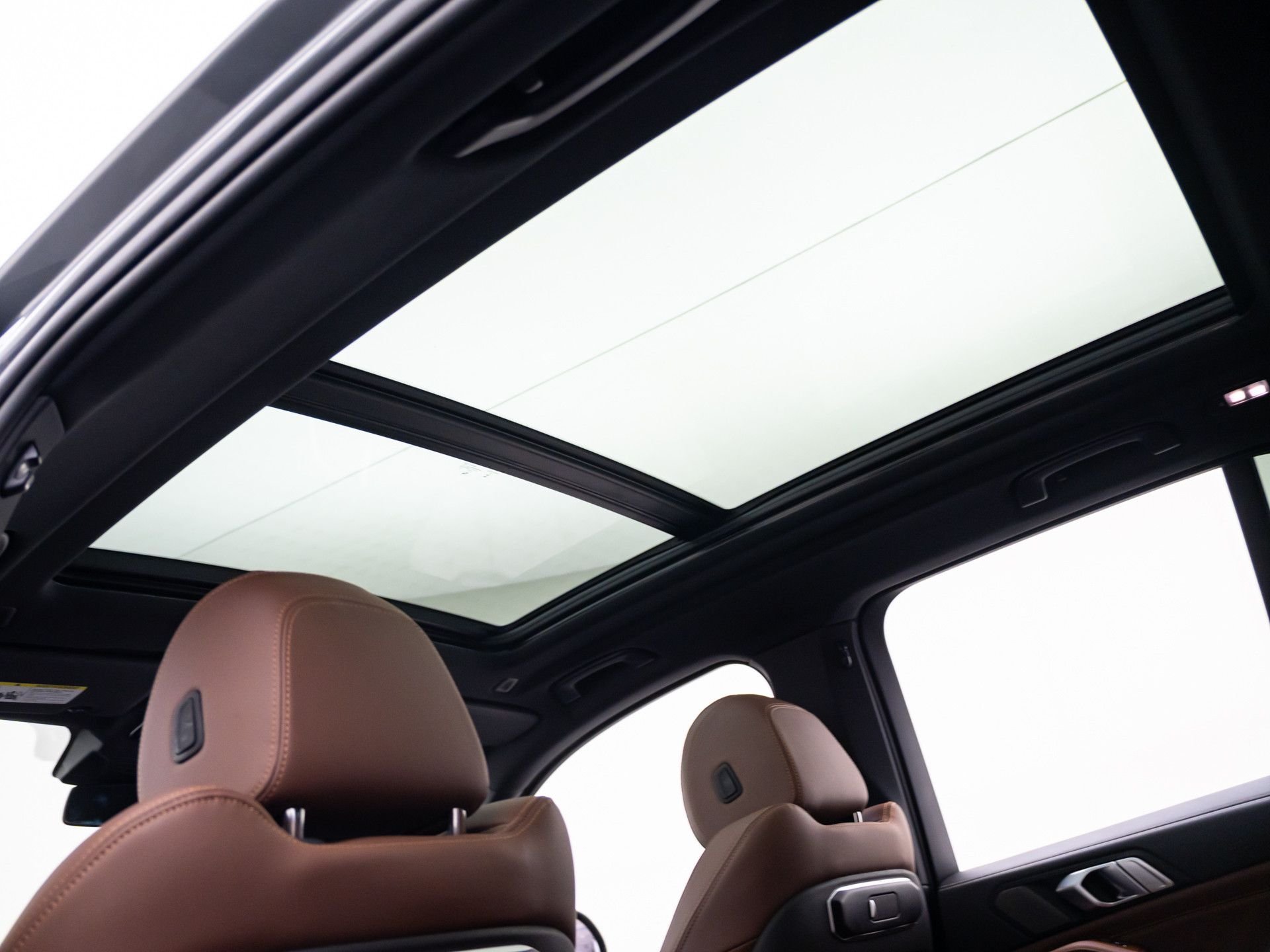 New 2026 Skyscraper Grey Metallic BMW xDrive40i image 19