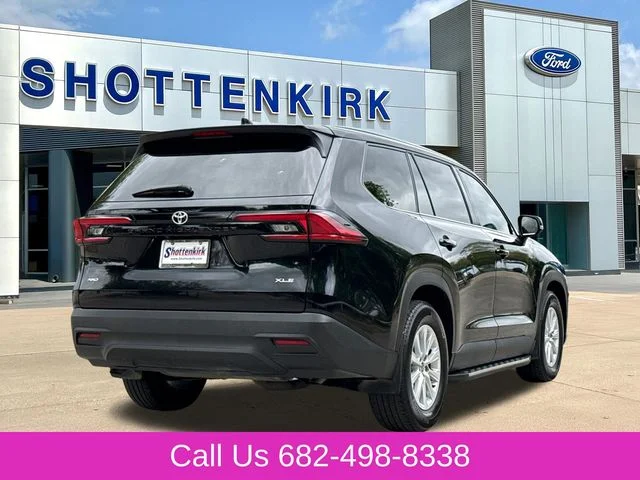 Used 2025 Black Toyota XLE image 8