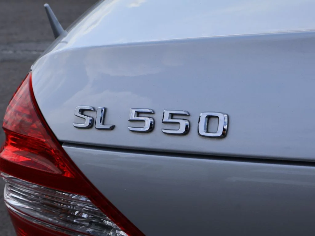 Used 2008 Iridium Silver Metallic Mercedes-Benz SL 550 image 8