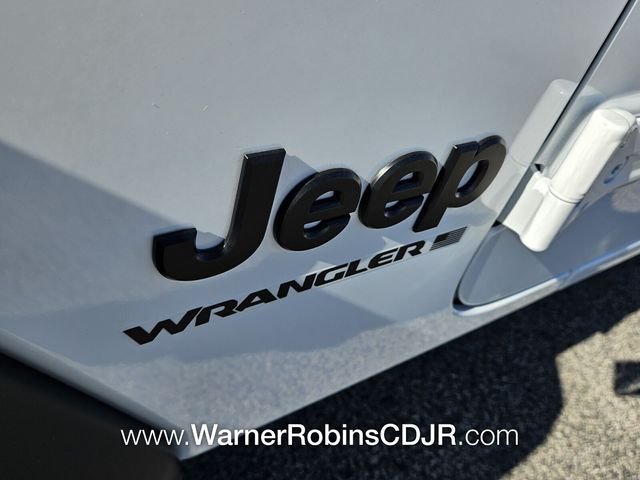 New 2026 Bright White Clear-Coat Exterior Paint Jeep Sport S image 18