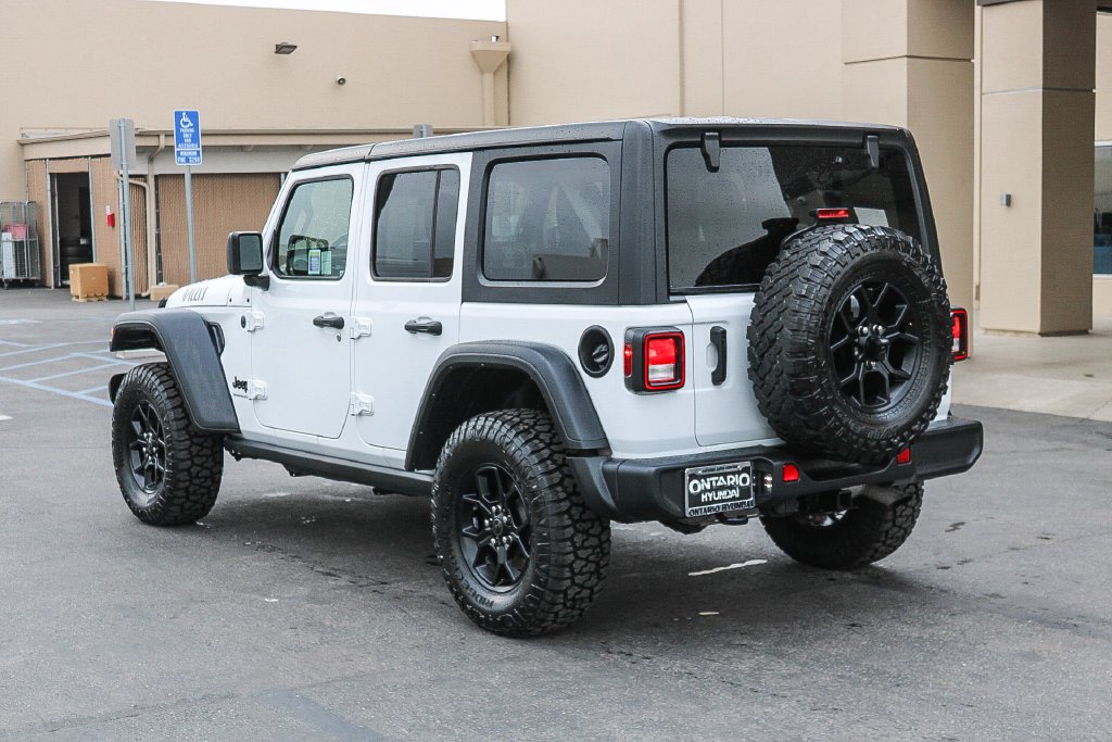 2025 Jeep Wrangler 4-Door Willys - Photo 6