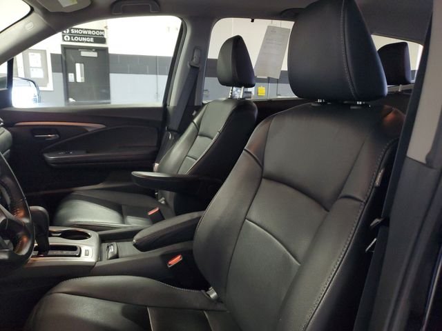 Used 2020 Black Honda EX-L image 14