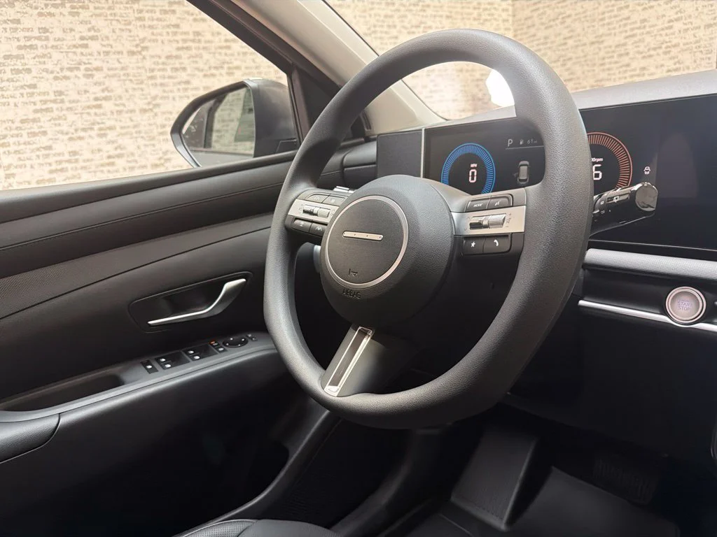 New 2026 Hampton Gray Hyundai SEL Plus image 18