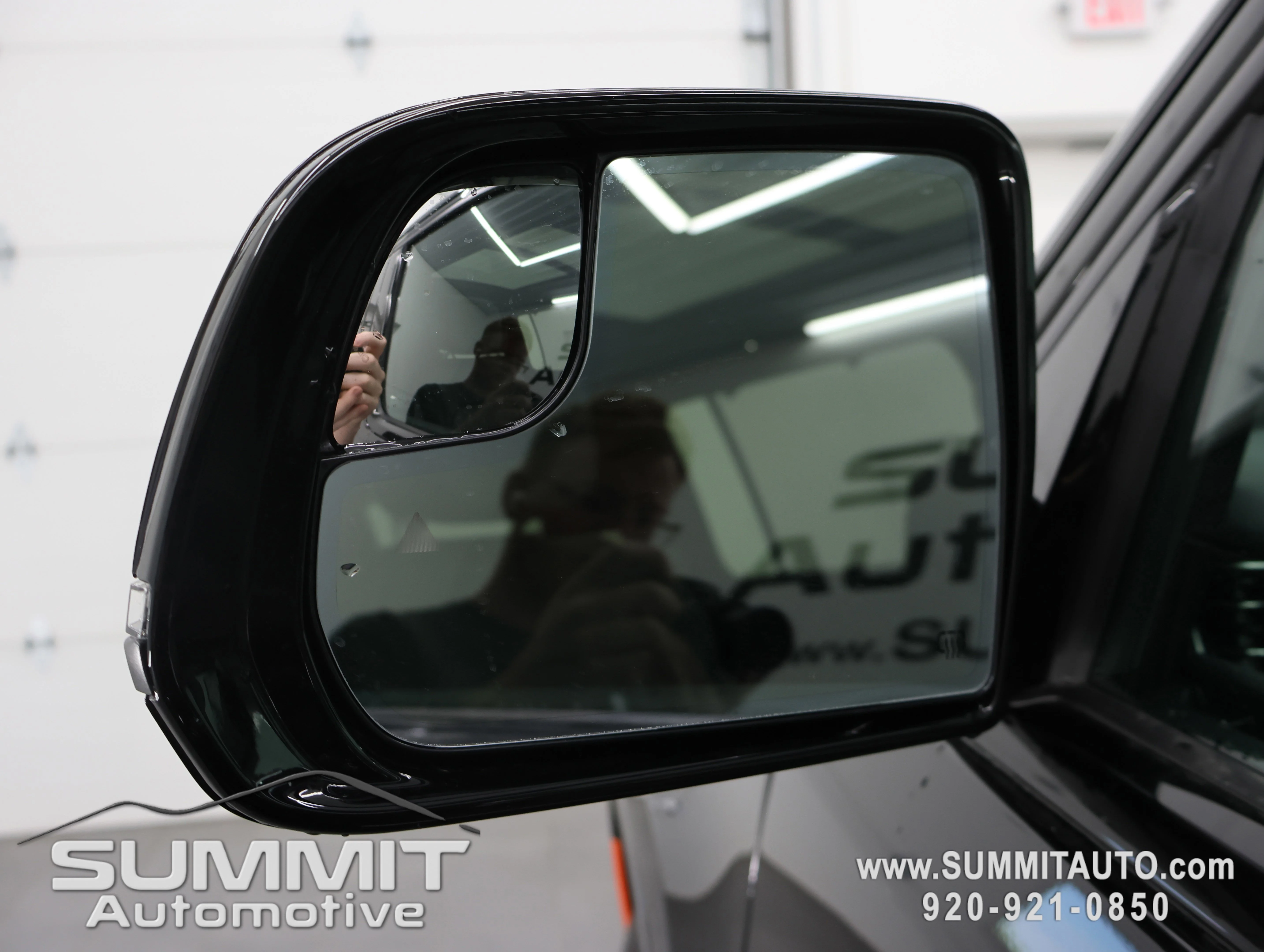 New 2026 High Gloss Black Exterior Paint Jeep Summit Obsidian image 48