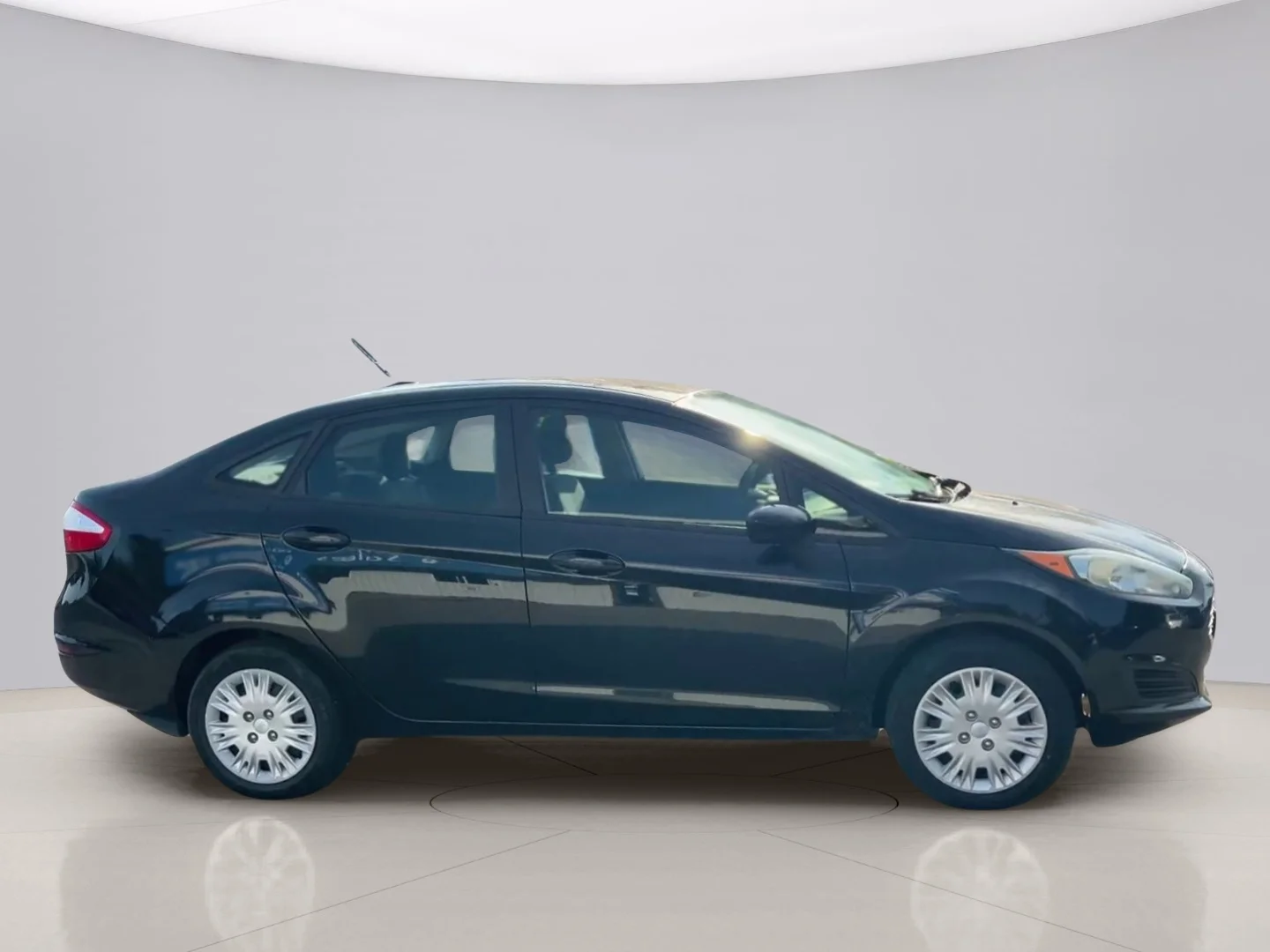 Used 2016 Black Ford S SEDAN image 7