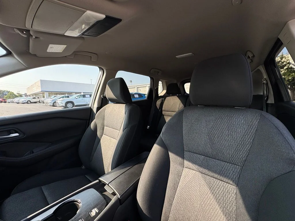 Used 2024 Gray Nissan SV image 19
