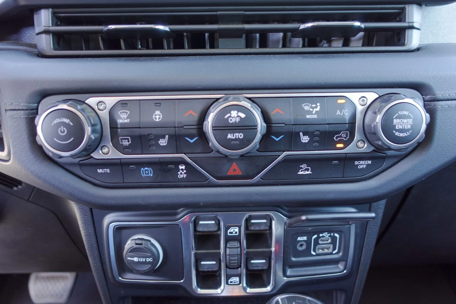 Used 2024 Bright White Clearcoat Jeep Sahara 4xe image 20