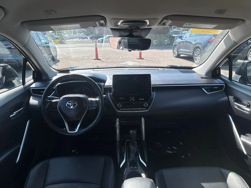 Used 2025 Black Toyota XLE image 11