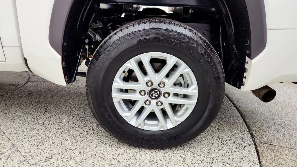 Used 2025 Ice Cap Toyota SR5 CrewMax 5.5