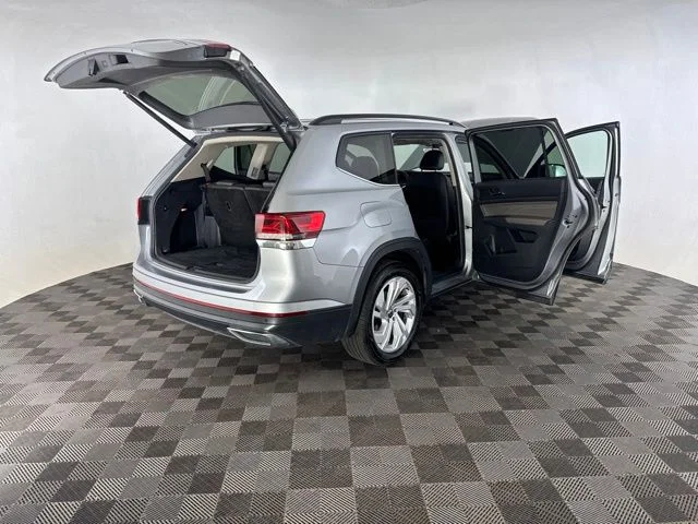 Used 2021  Volkswagen 3.6L V6 SE w/Technology image 14