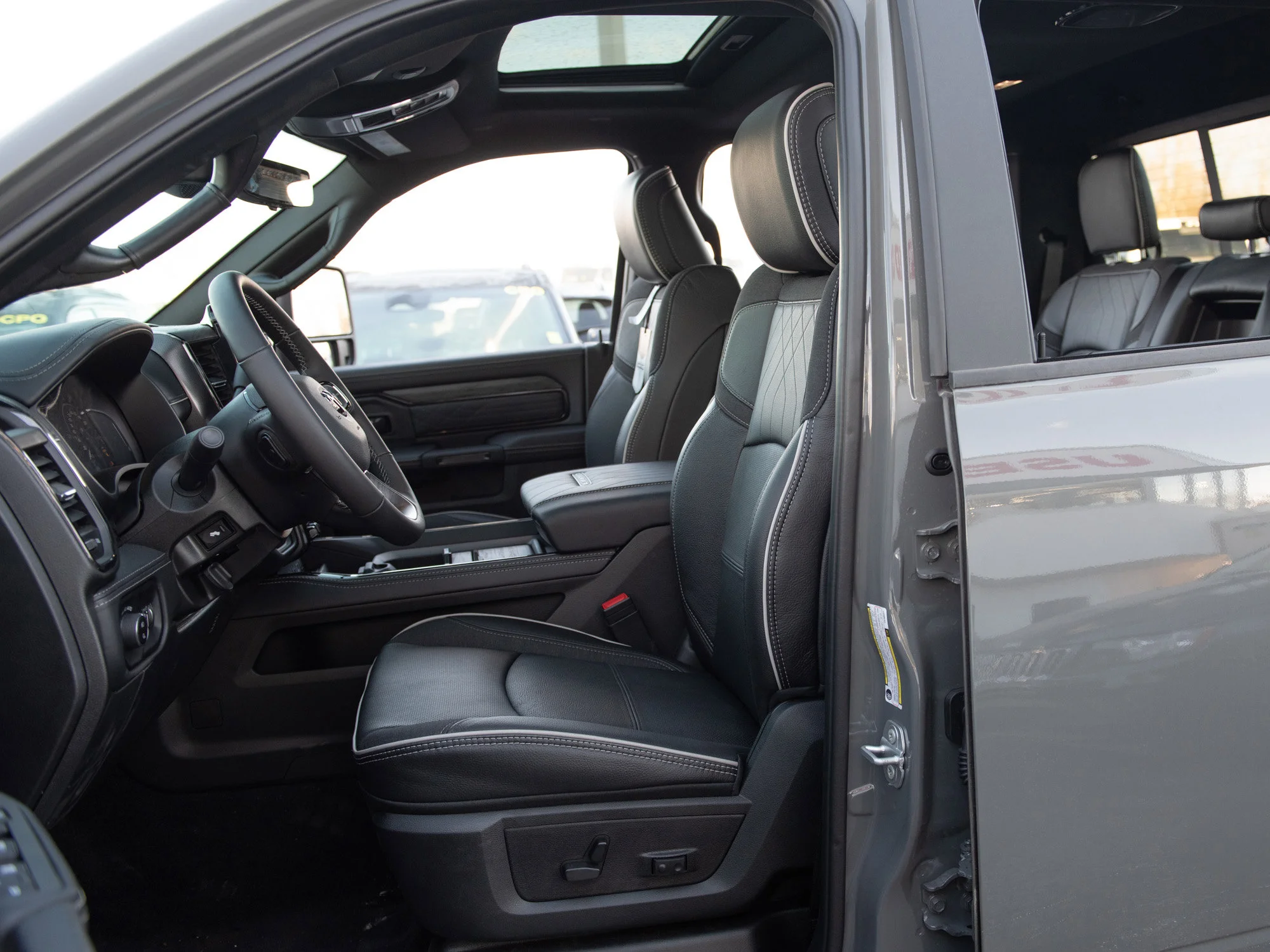 Used 2026 Grey RAM Limited* image 21
