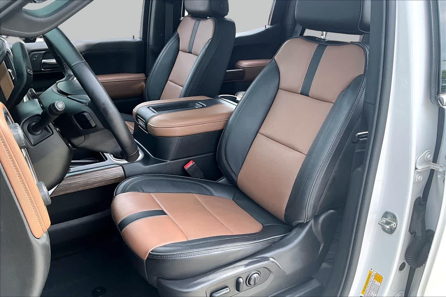 Used 2020 Iridescent Pearl Tricoat Chevrolet High Country image 7