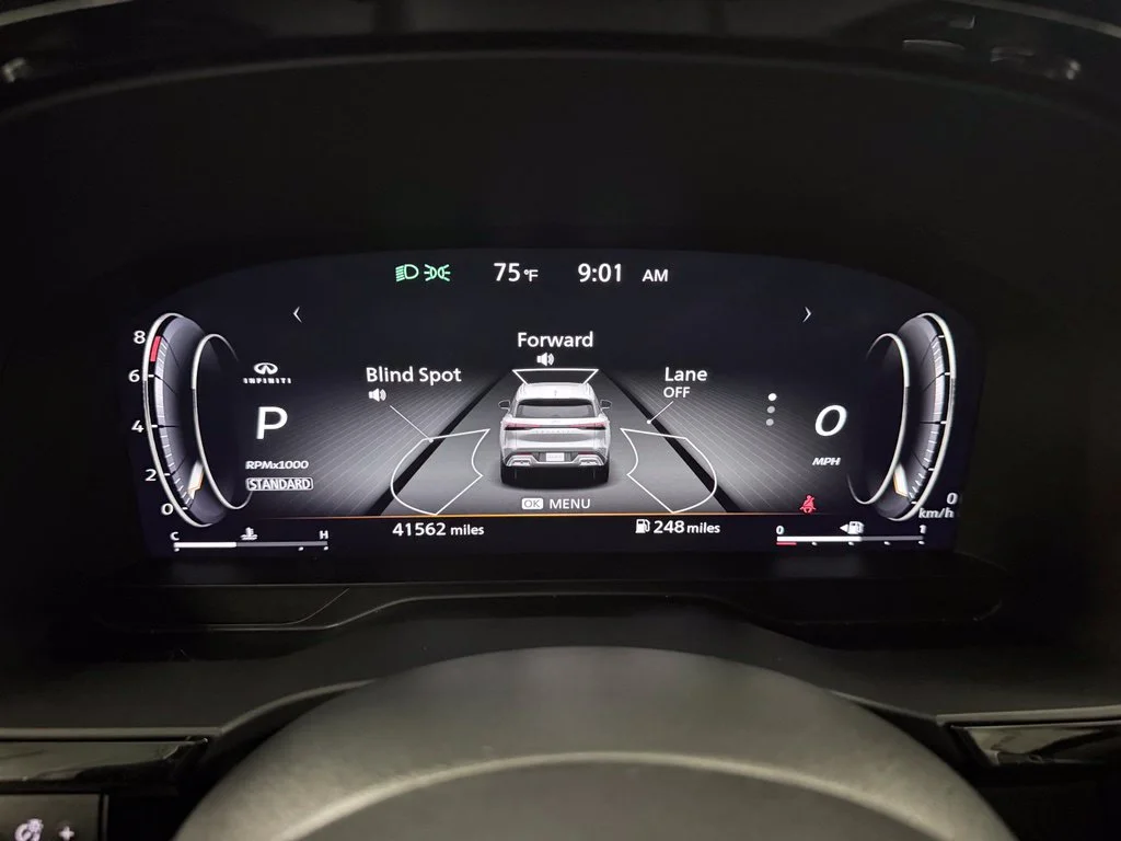 Used 2023 Blue INFINITI Sensory image 14