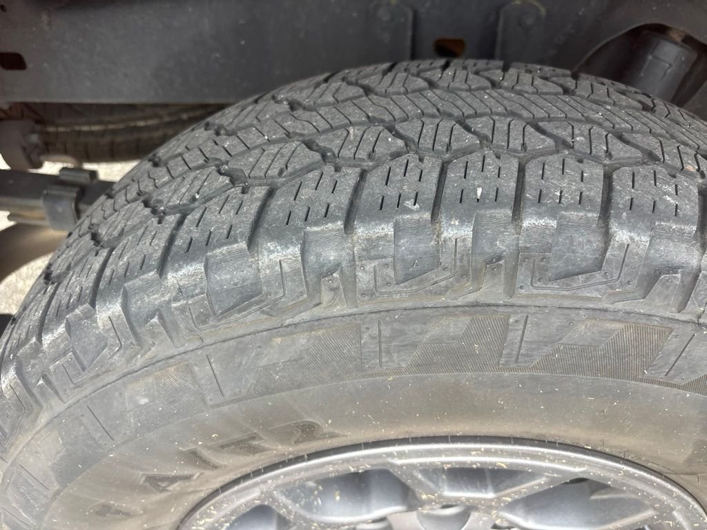 Used 2018 Red Toyota SR5 image 7