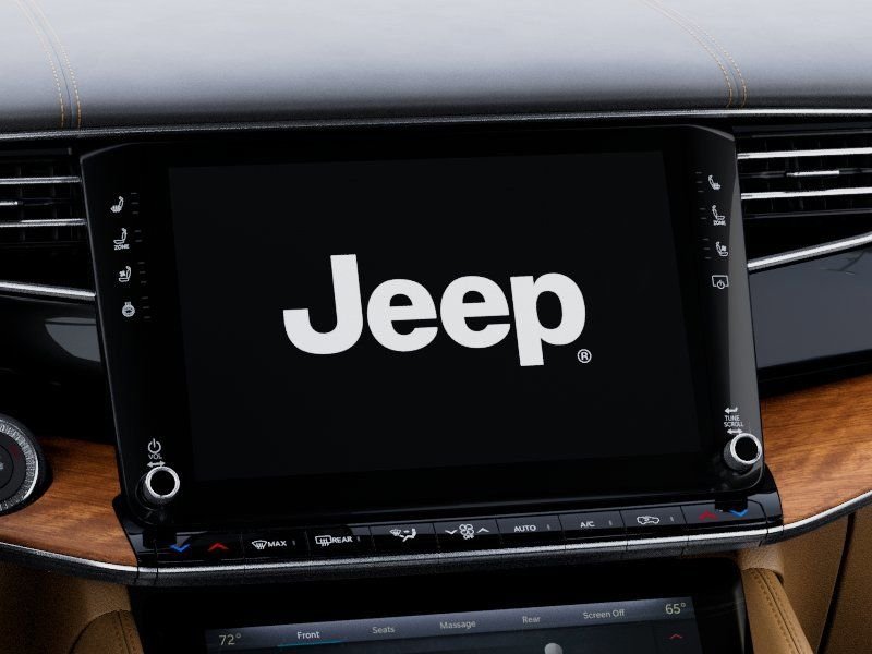 2025 Jeep Grand Wagoneer Series III - Photo 18