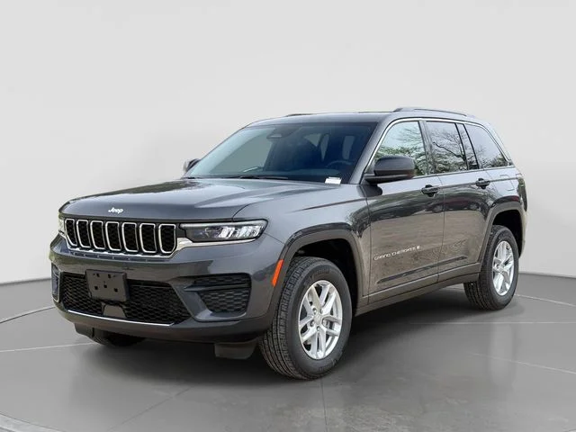 New 2026 Baltic Gray Metallic Clear-Coat Exterior Paint Jeep Laredo X image 8