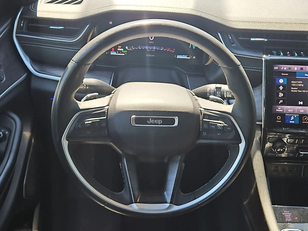 Used 2024 White Jeep 4xe image 24