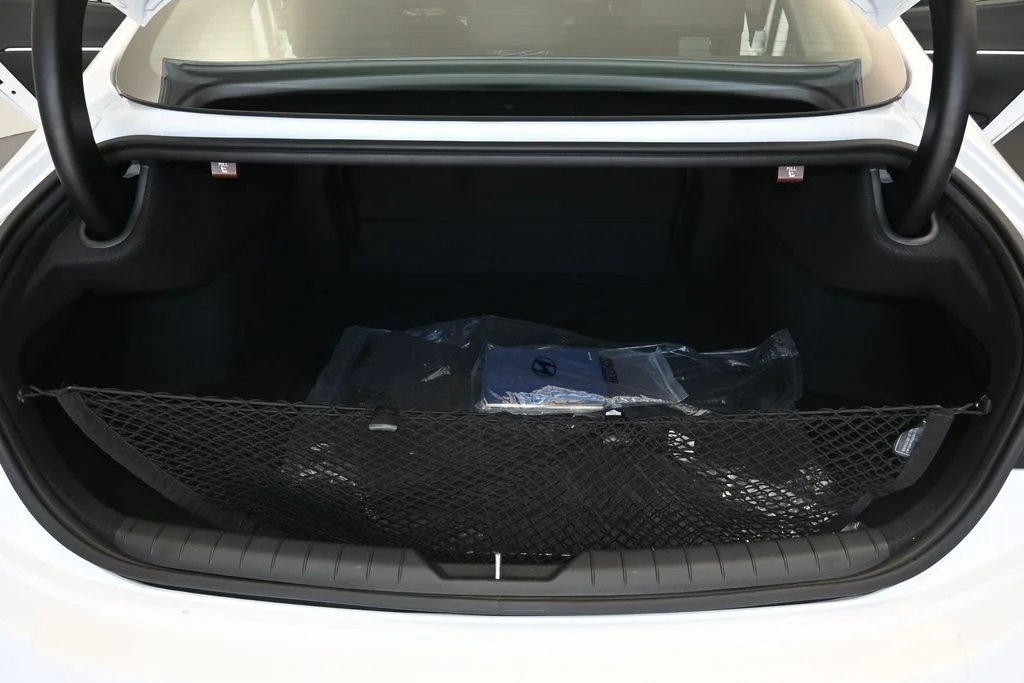 Certified Used 2025 White Hyundai SEL image 12