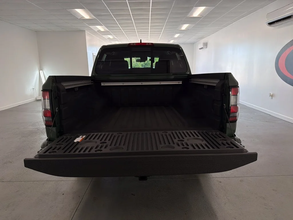 New 2027 Tactical Green Metallic Nissan Crew Cab SV image 7