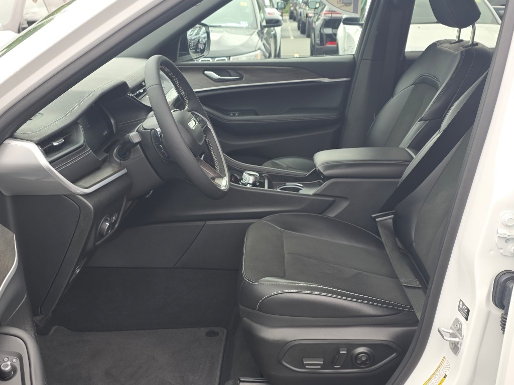 Used 2026 Bright White Clear Coat Jeep Altitude image 33