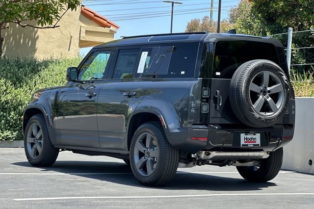 New 2026 Carpathian Grey Land Rover S image 3