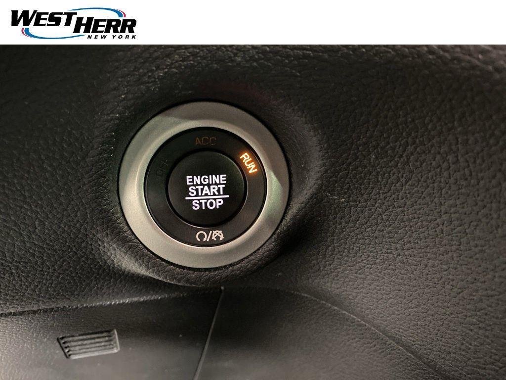 Used 2026 Red Hot Pearlcoat Chrysler Select image 8
