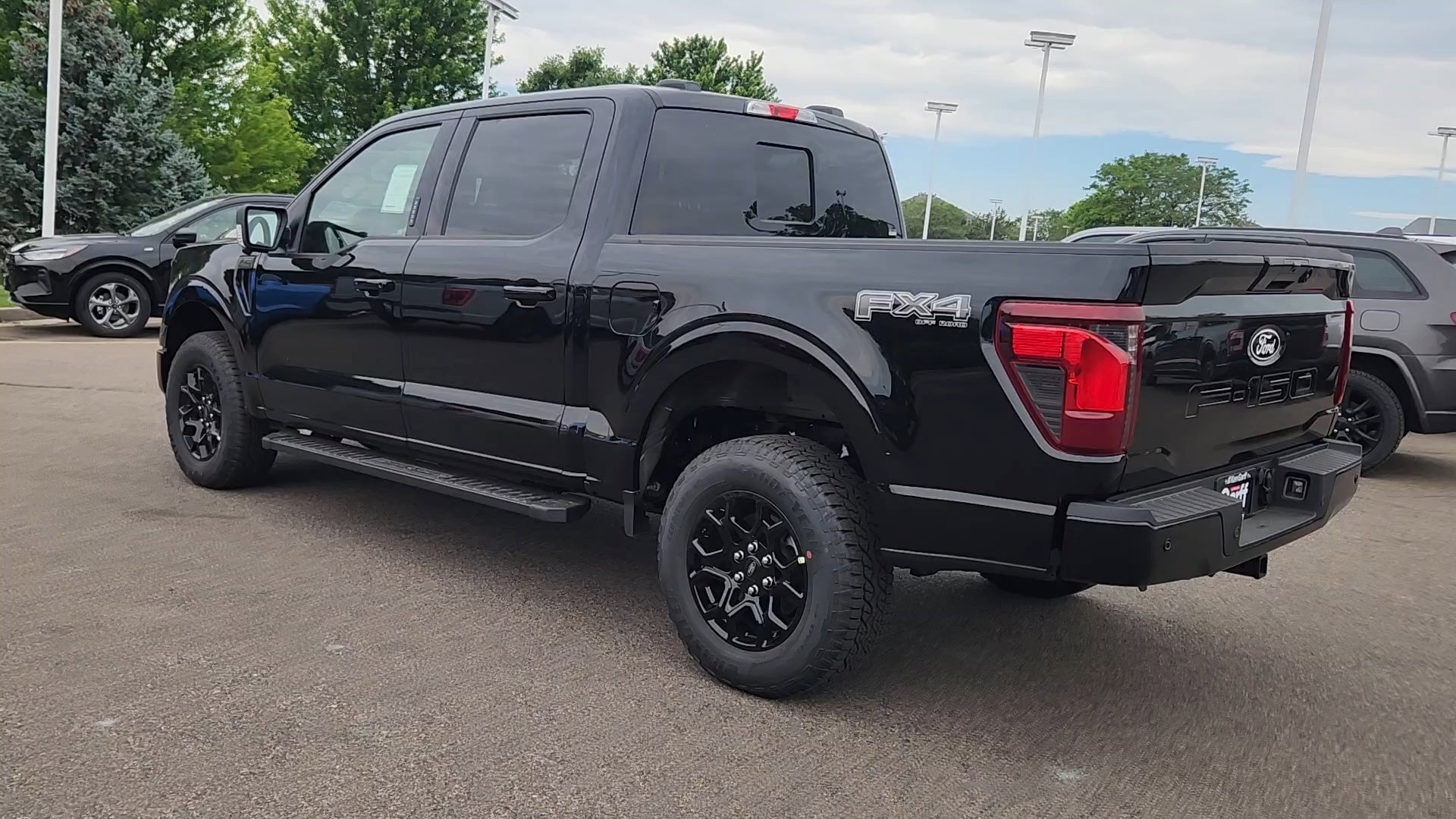 New 2026 Agate Black Metallic Ford XLT image 4