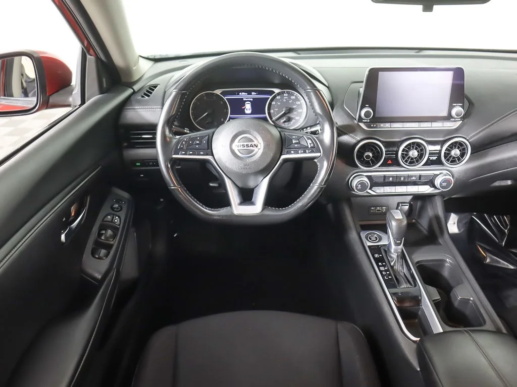 Used 2022 Scarlet Nissan SV image 30