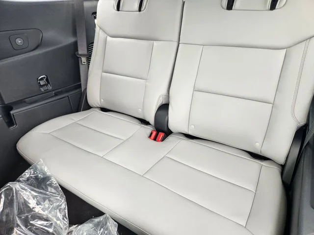 New 2026 Space White Metallic Ford Active image 31