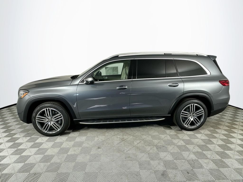 New 2026 Selenite Grey Metallic Mercedes-Benz GLS 450 image 4