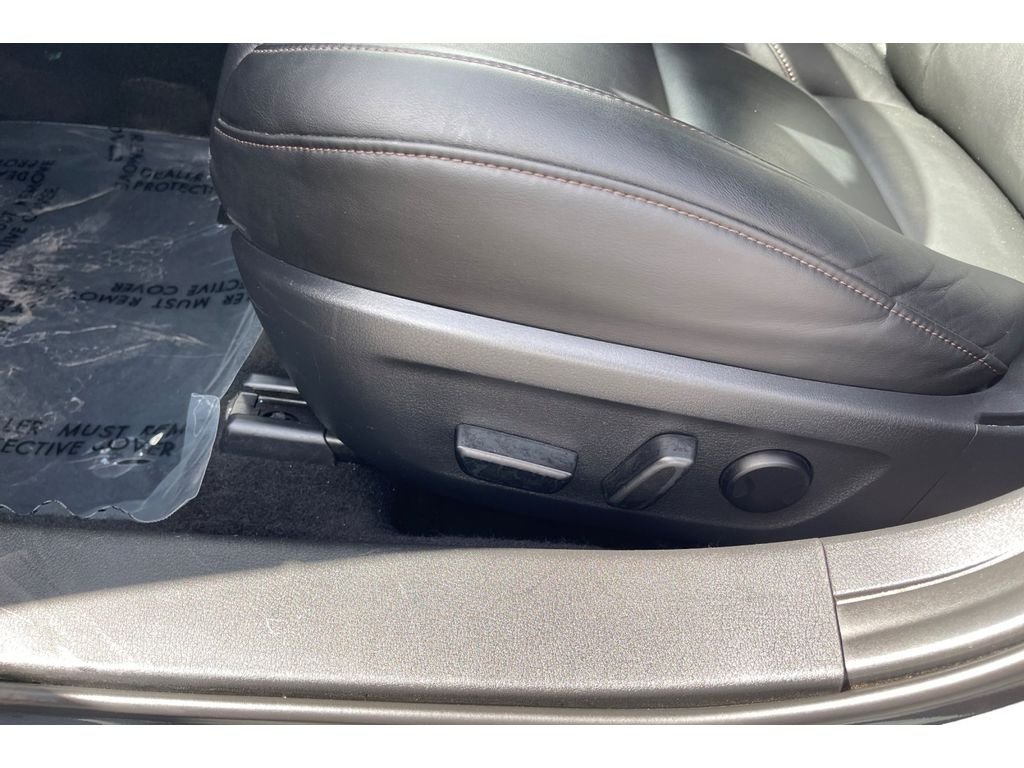 Used 2019 MACHINE GRAY METALLIC Mazda w/Preferred Pkg image 13