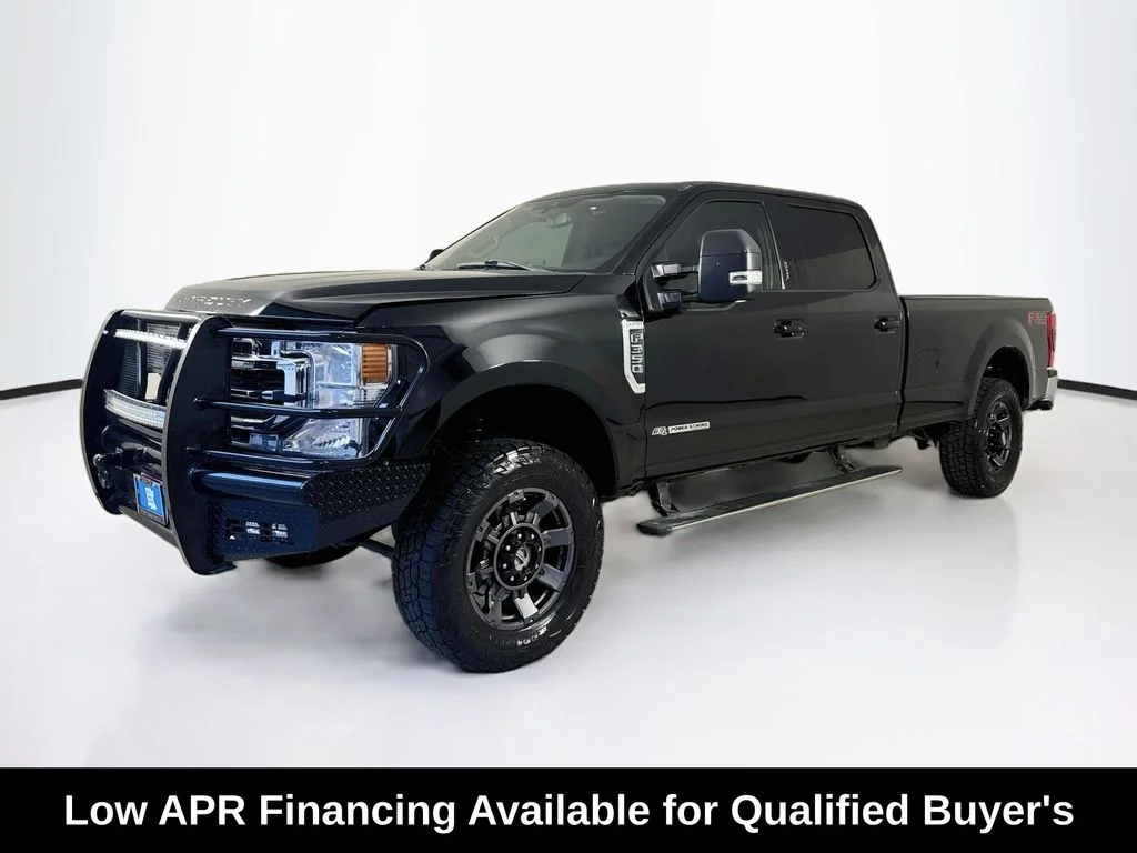 Used 2020 Black Metallic Ford Lariat image 3