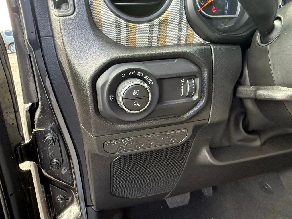 New 2026 Granite Crystal Metallic Clear-Coat Exterior Paint Jeep 85th Anniversary Edition image 19