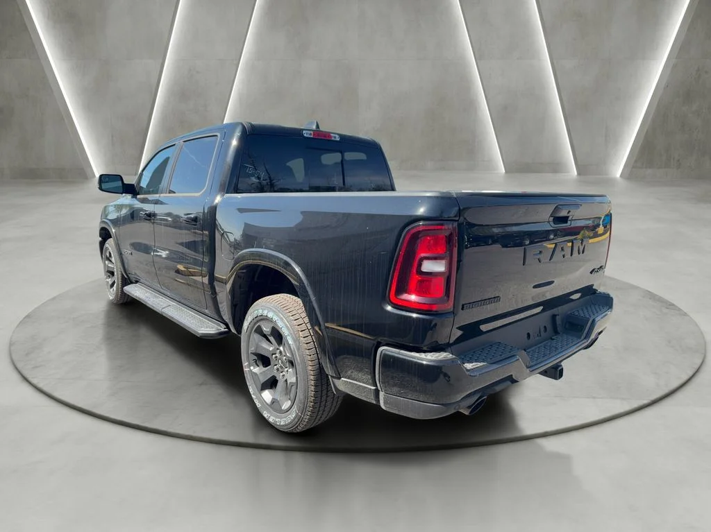 New 2026 Diamond Black Crystal Pearl-Coat Exterior Paint RAM Big Horn/Lone Star image 5