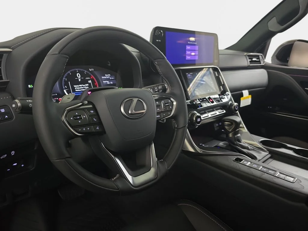 New 2026 Eminent White Pearl Lexus LUXURY image 16