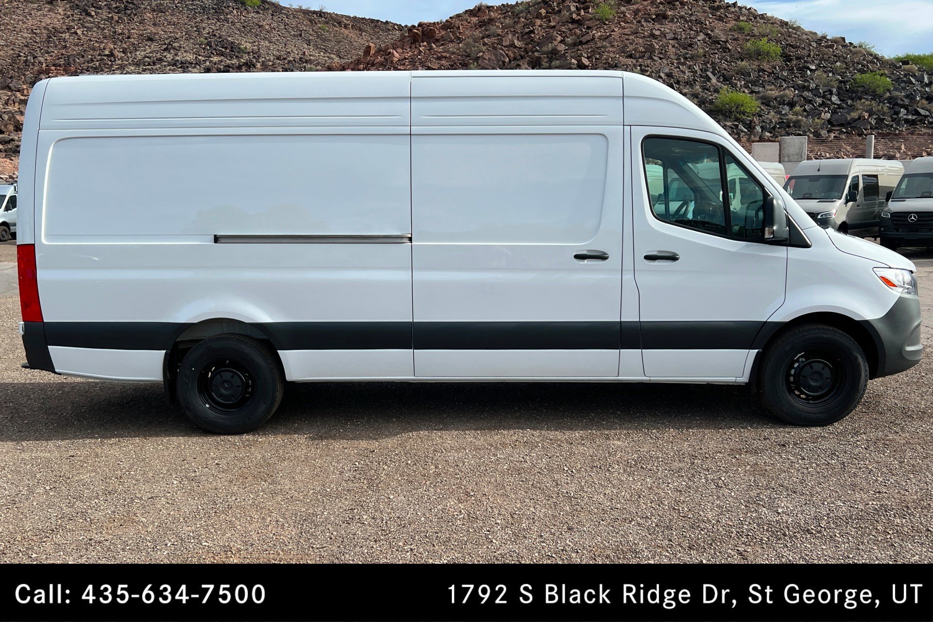 Used 2026 Arctic White Mercedes-Benz  image 7
