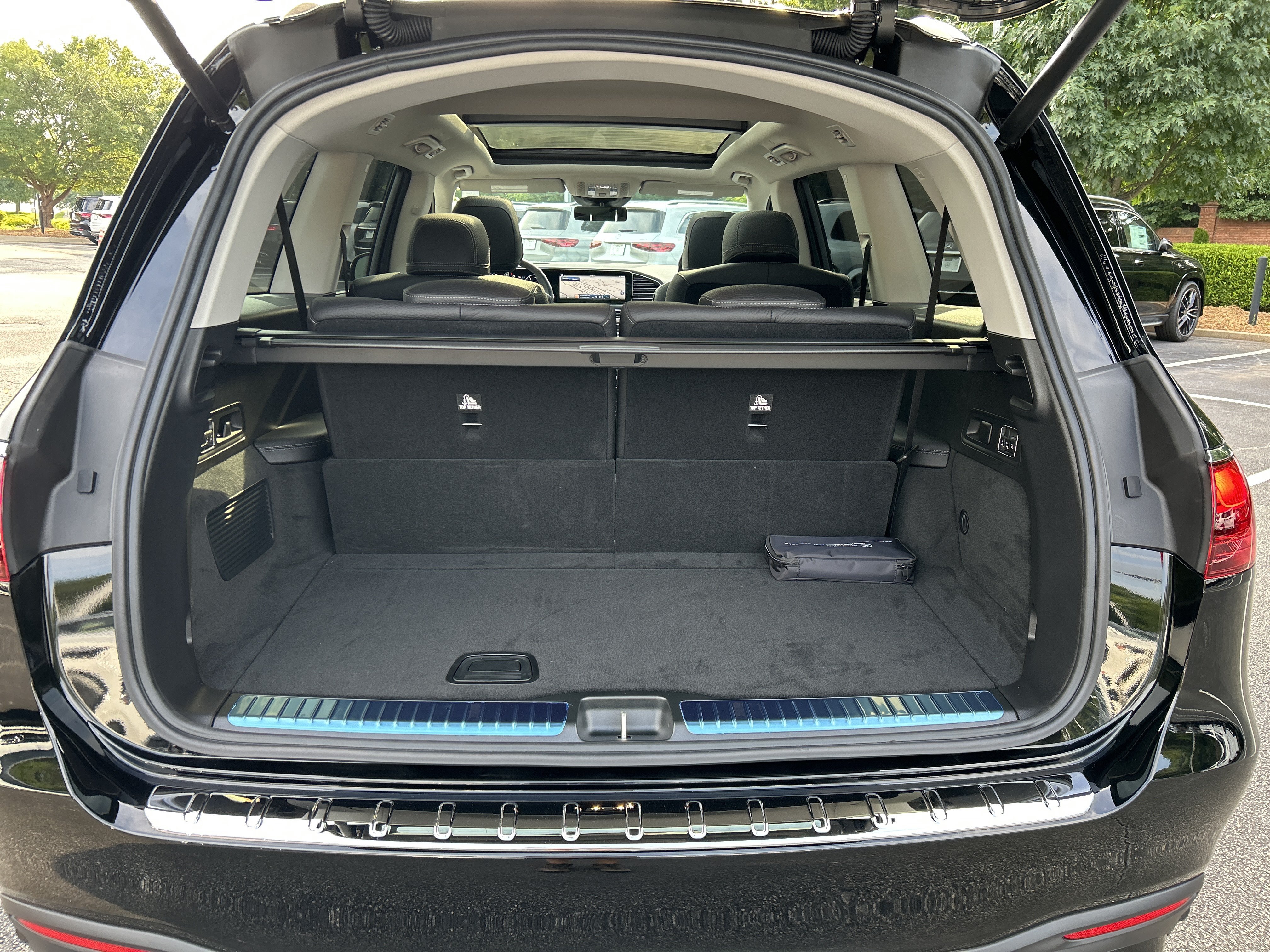 New 2026 Black Mercedes-Benz GLS 450 4MATIC® SUV image 11