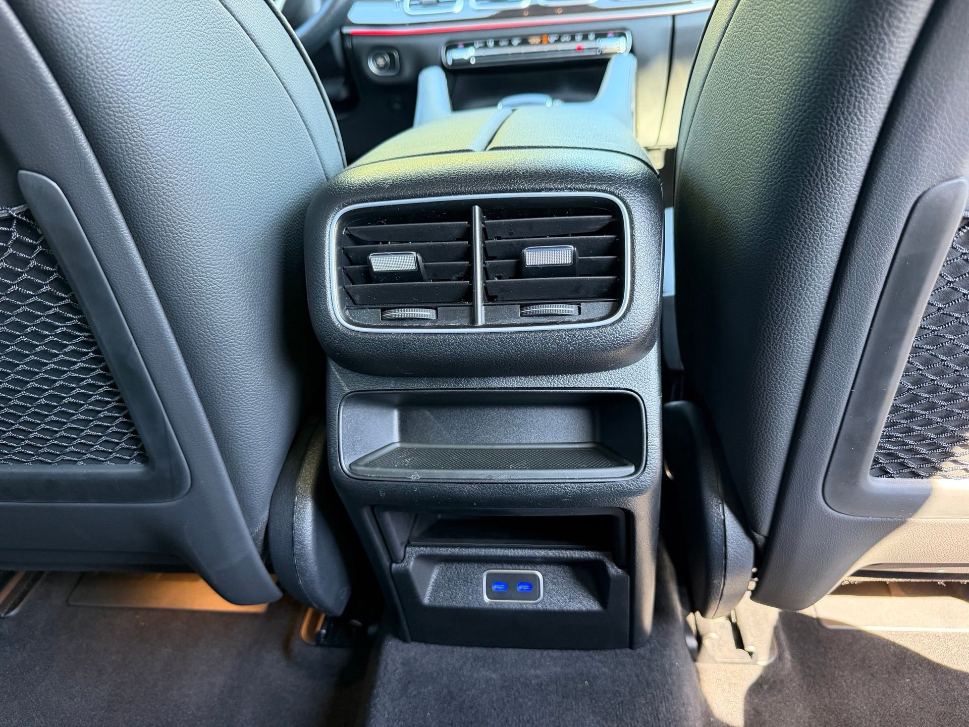Certified Used 2025 Black Mercedes-Benz GLE 450e image 28