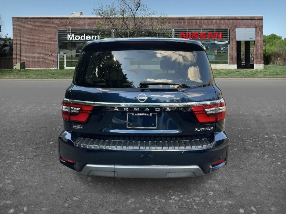 Used 2023 Hermosa Blue Pearl Nissan Platinum image 3