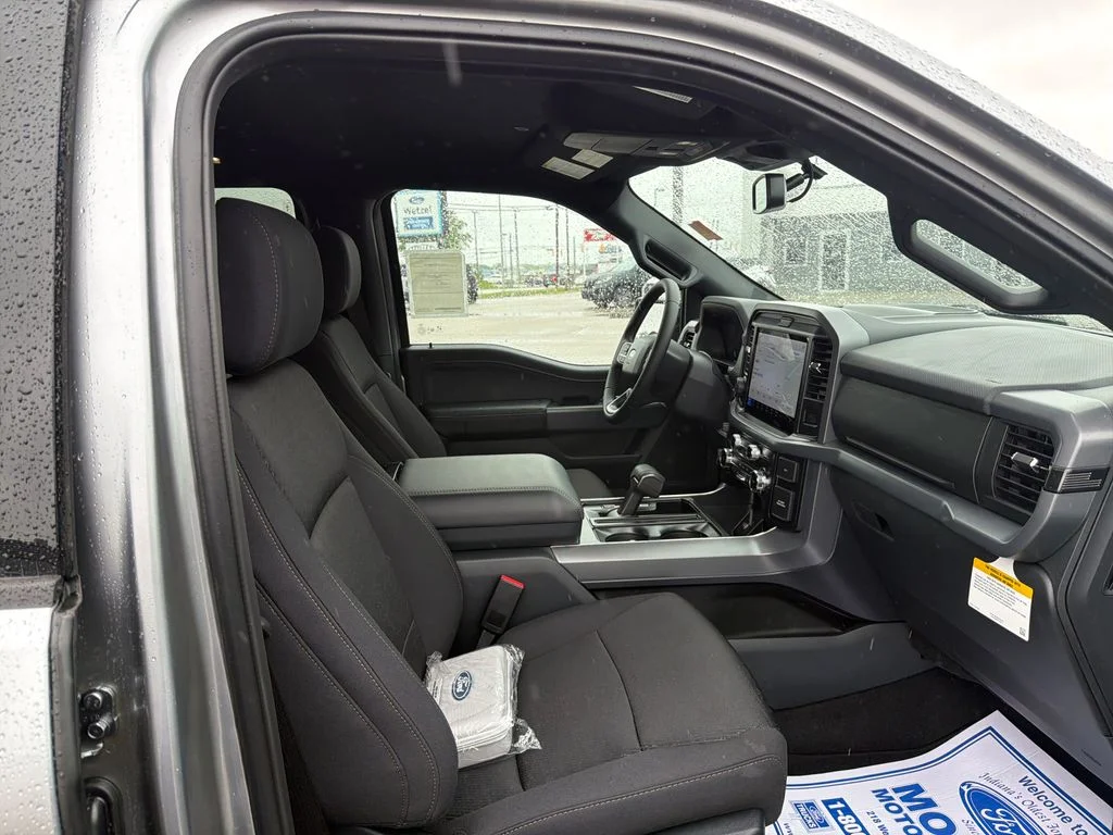 New 2026 Iconic Silver Metallic Ford XLT image 26