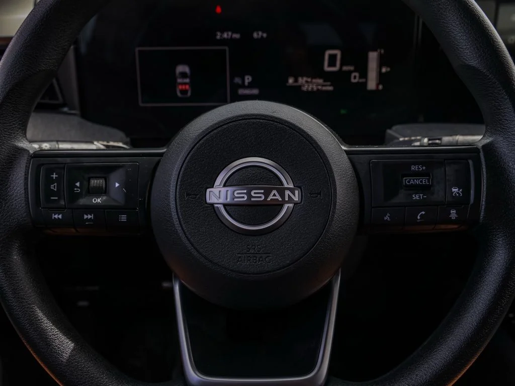Used 2025 Gray Nissan SV image 24