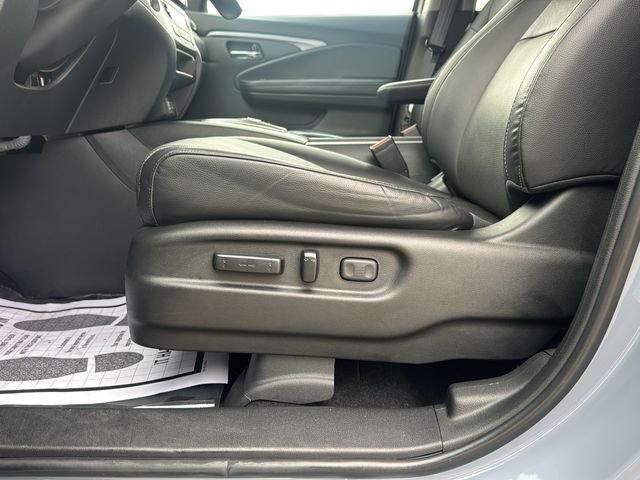 Used 2022 Gray Honda RTL-E image 18