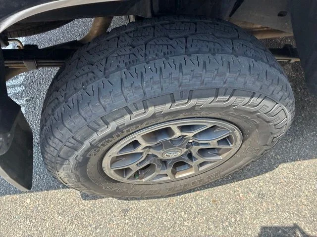 Used 2018 Black Toyota SR5 image 5
