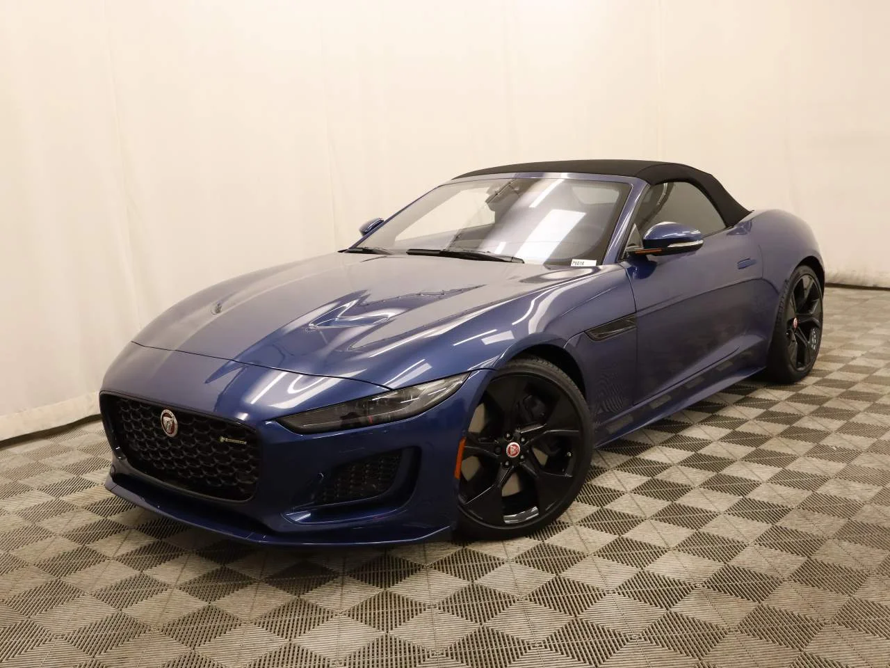 2023 Jaguar F-TYPE R-Dynamic