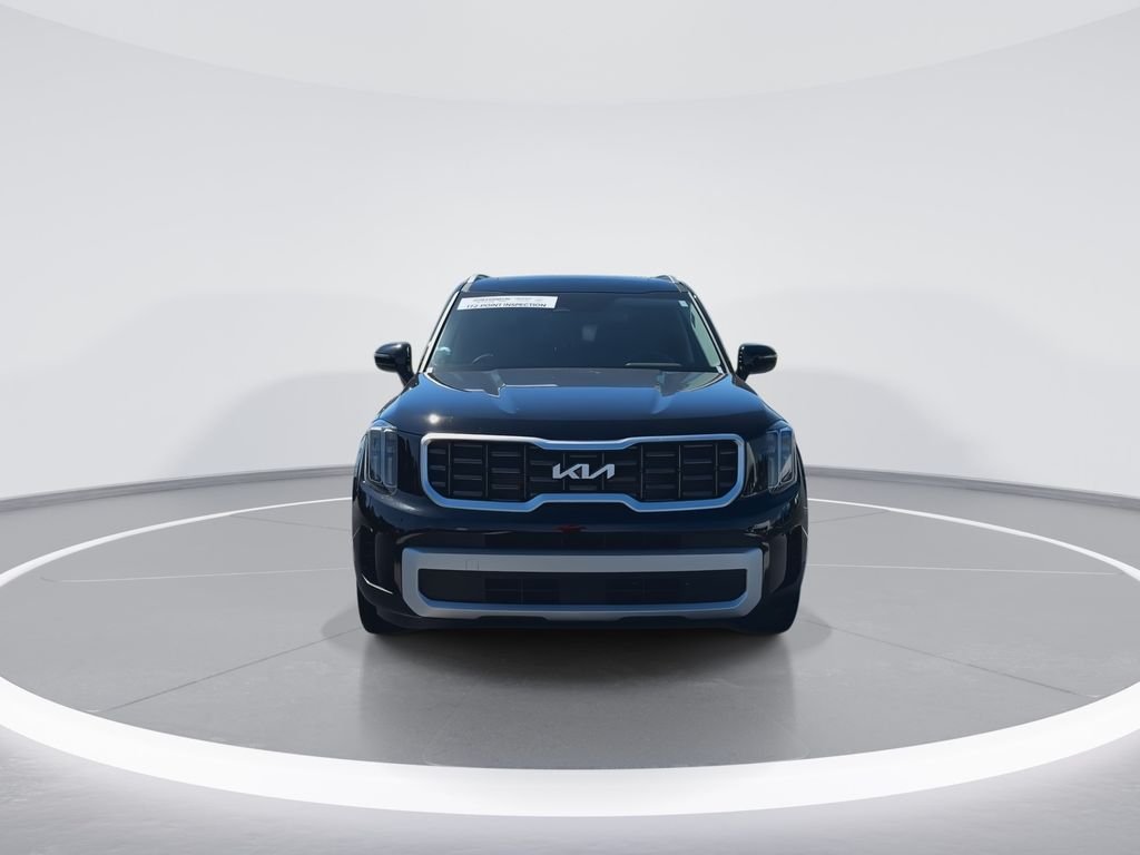 Used 2024 Black Kia S image 3