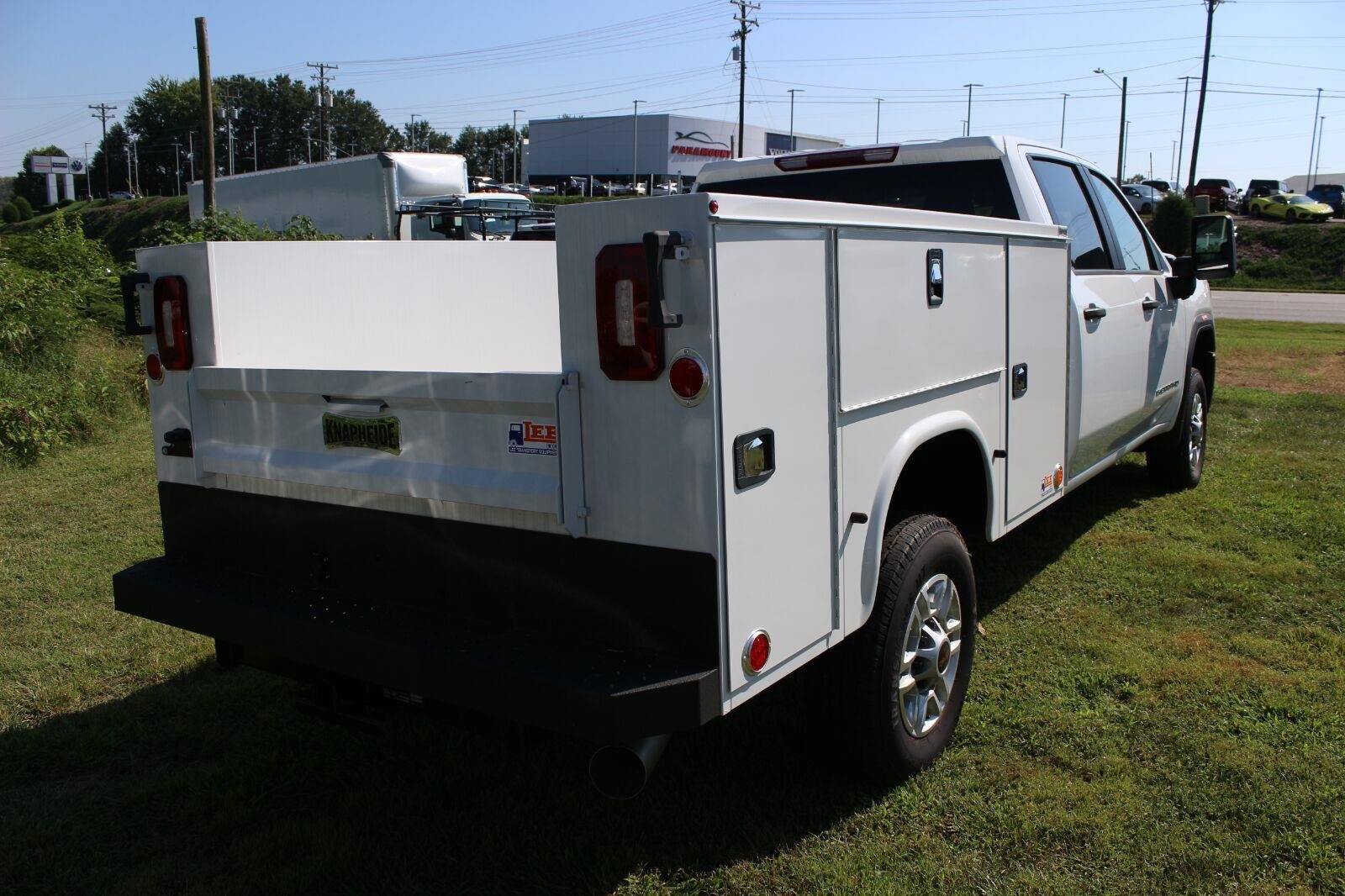 New 2026 Summit White GMC Pro image 6