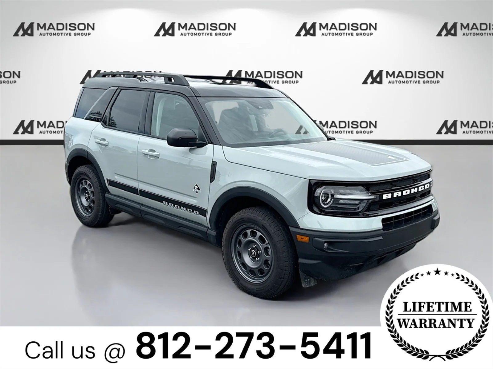 Used 2024 Gray Ford Outer Banks image 3