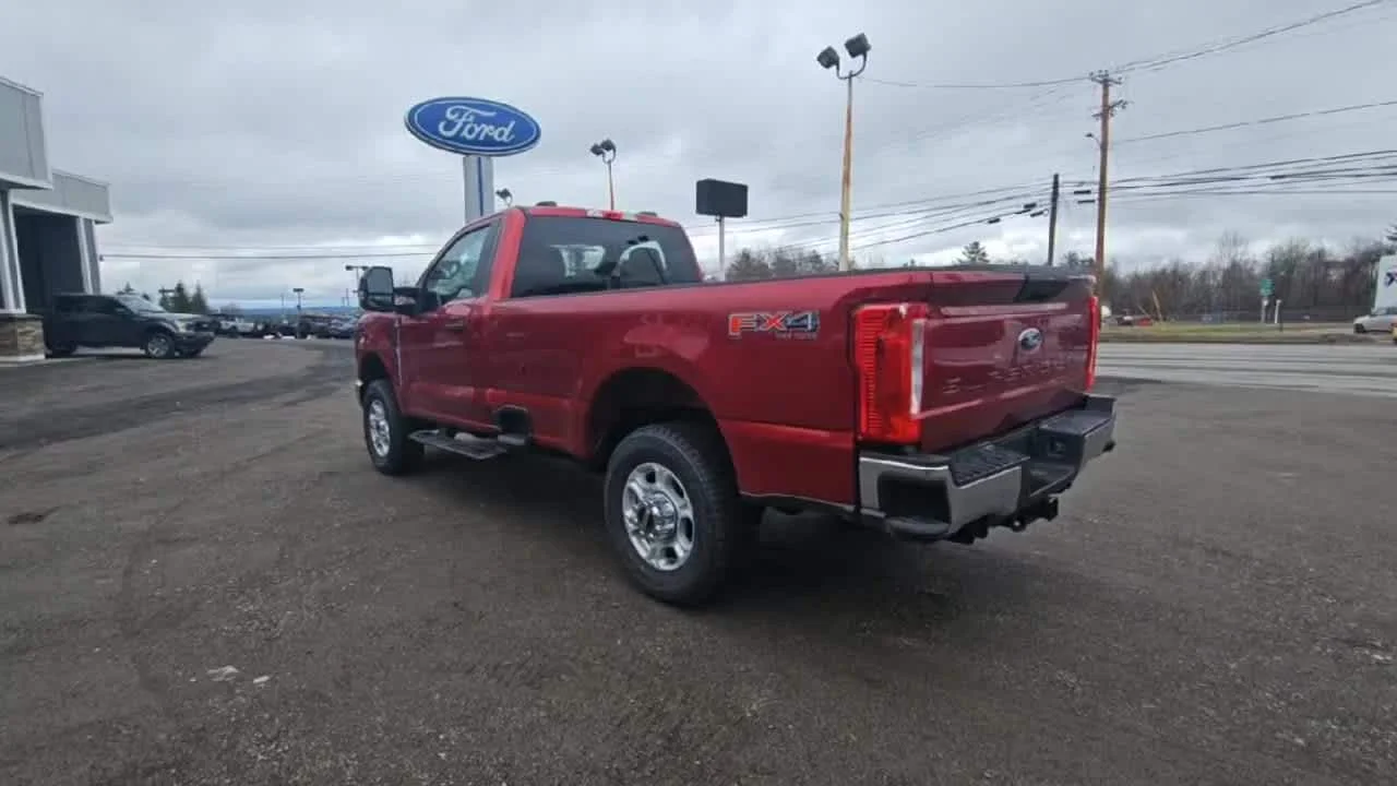 New 2026 Ruby Red Metallic Tinted Clearcoat Ford F-250® XLT image 7
