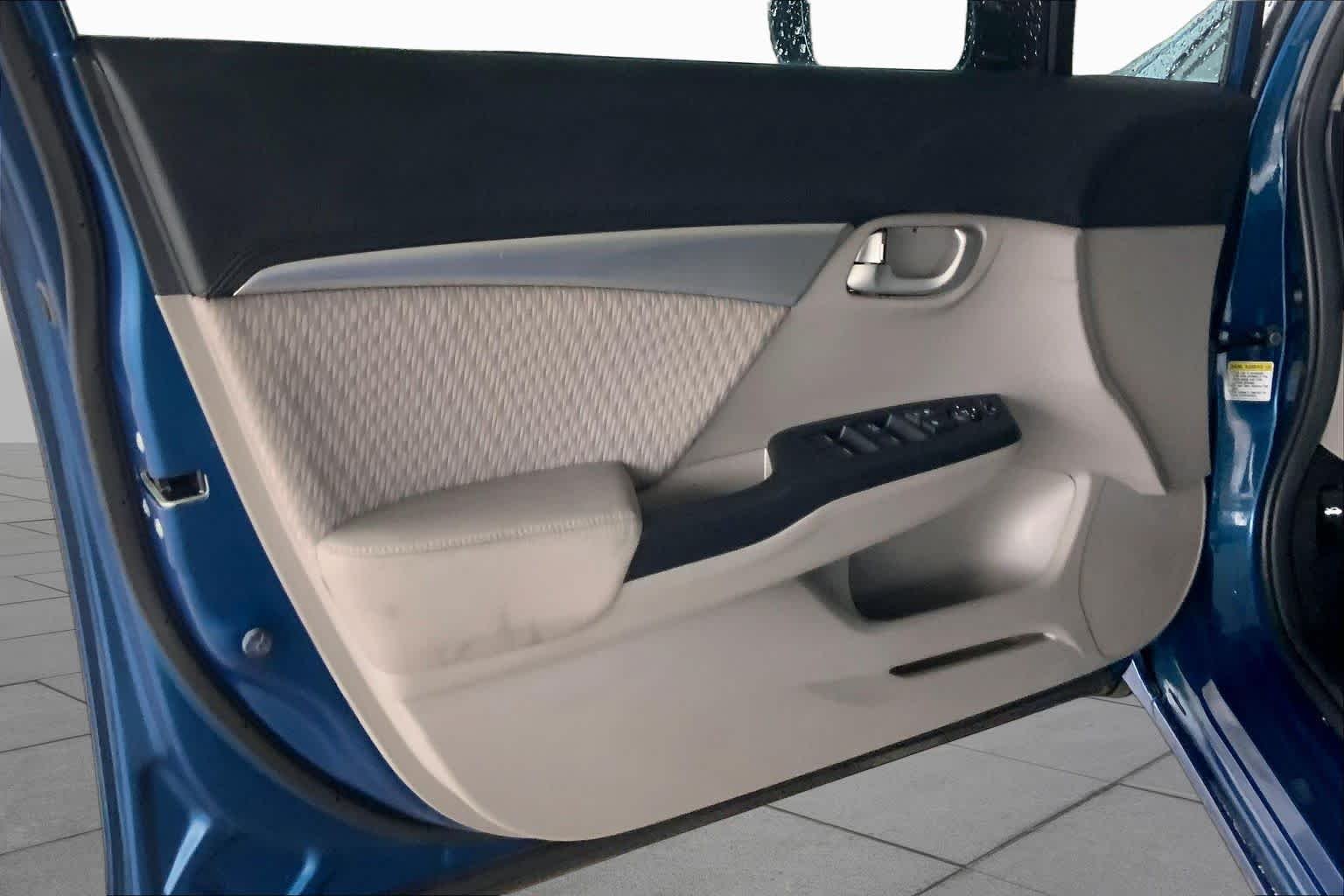 Used 2014 Dyno Blue Pearl Honda EX image 21